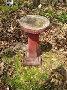lot 321 image: Concrete Bird Bath