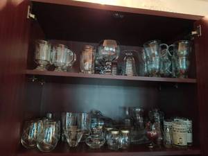lot 403 image: Collection of Glassware