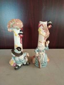 lot 20 image: Fitz and Floyd- Pilgrims Progress Thanksgiving Candlestick Holders