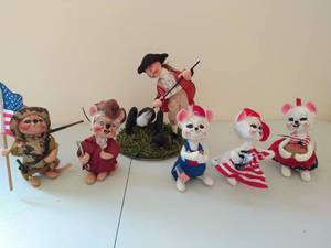 lot 172 image: Annalee 4th Of July Set