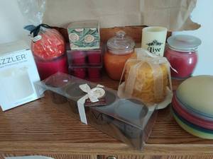 lot 191 image: Candles and Lotions