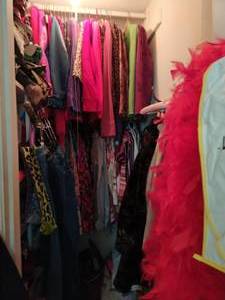 lot 194 image: Contents of Closet Ladies Clothes