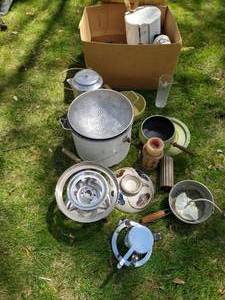 lot 455 image: Collection of Kitchen Items