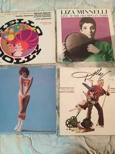lot 470 image: Four Records