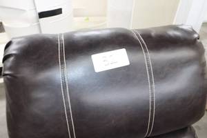 lot 32 image: Reclining Sofa End