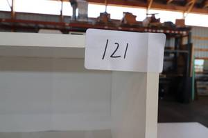 lot 121 image: White Shelf
