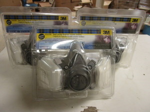 3M DUAL CARTRIDGE RESPIRATORS, SIZE MEDIUM, P95 - NEW
