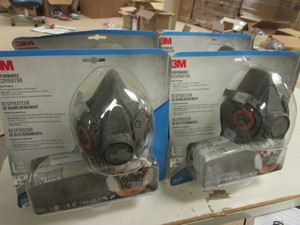 3M PERFORMANCE RESPIRATORS, PAINT PROJECT, SIZE LARGE, P95 - NEW