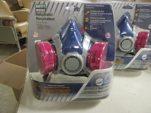 SAFETY WORKS HALF MASK RESPIRATORS - NEW, P100