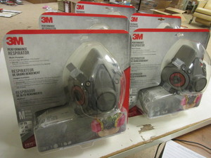 3M PERFORMANCE RESPIRATORS, MULTI-PURPOSE, SIZE MEDIUM, P100 - NEW