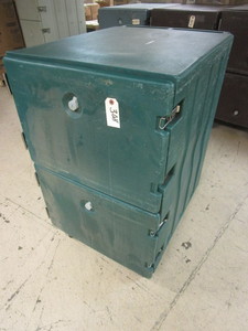 CAMBRO INSULATED MEAL DELIVERY CART