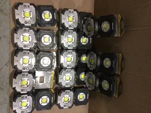 Defiant Work Light Magnetic Work Light Customer Returns See Pictures
