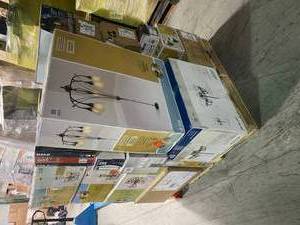 Pallet of assorted Lighting Customer Returns See Pictures