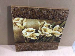 Golden Daffodils II by Linda Thompson Canvas Wall Art&nbsp&nbspCustomer Returns See Pictures&nbsp