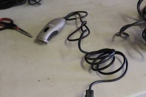 lot 410 image: Oster Clipper