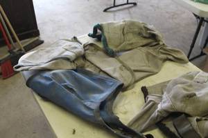 lot 421 image: Lot of (4) Horse Fly Masks