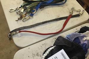 lot 557 image: Lot of (2) Trailer Ties