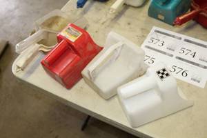 lot 575 image: Lot of (5) Plastic Feed Scoops