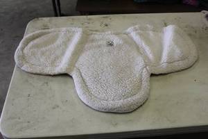 lot 320 image: Wilkers English Pony Saddle Pad White