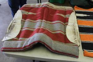 lot 315 image: Western Saddle Pad RedGrey