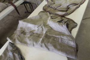 lot 640 image: Rambo Rug Protector Neck Cover for 78 Fly Sheet Tan