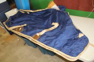 lot 663 image: BMB Lightweight Blanket Blue 78L