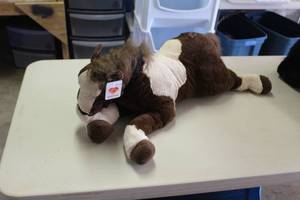 lot 692 image: Hug Fun Horse Plush Stuffed Animal Brown & Tan 22L (with original tag)