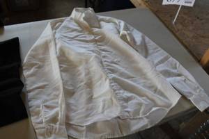 lot 716 image: Show Shirt White 40