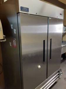 Artic Air Refrigerator Dual Doors O...