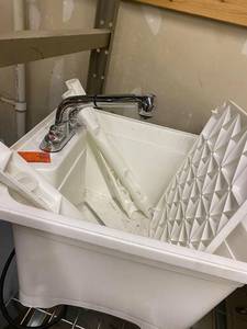 lot 4 image: All-in-One 24in.x24in.20Gal. Freestanding Laundry Tub in White