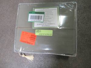 lot 806 image: Luxury Home 6-Piece Sage Super-Soft 1600 Series Double-Brushed Full Microfiber Bed Sheets Set - NEW