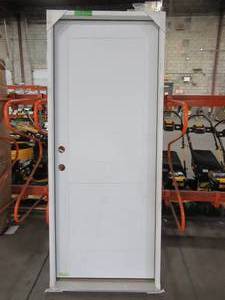 lot 630 image: Jeld-Wen 32 in. x 80 in. 2-Panel Craftsman Primed Steel Prehung Right-Hand Inswing Front Door, THDJW166100365 - Minor Scuffs.