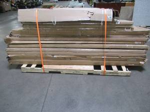 lot 117 image: WHOLESALE MIXED PALLET OF MISCELLANEOUS COUNTERTOPS AND OTHER BUILDING MATERIALS