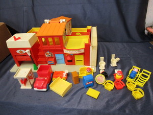 Fisher Price play Family Village, f...