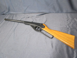 Daisy bb gun, #E319157...