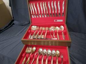 Vintage Roger Bros 1847 IS set, Lei...