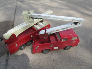 Tonka snorkel & ladder trucks - no ...