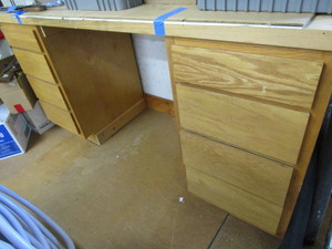 Workbench 72x26 with pillar cabin...
