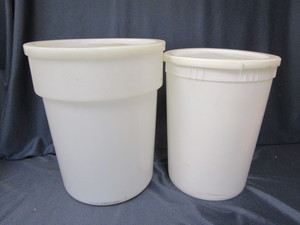 Food containers - commercial - one ...
