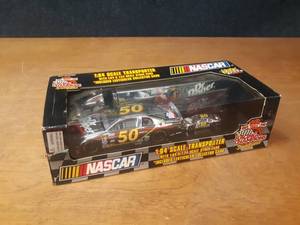 Racing Champions - Special Edition Dr Pepper #50 Chrome Cars and Transporter Set