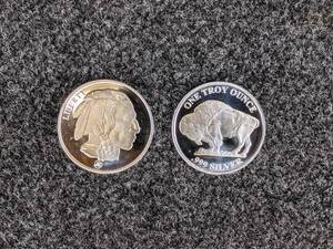 Lot of (20) 999 Fine Silver Buffalo 1 oz Rounds
