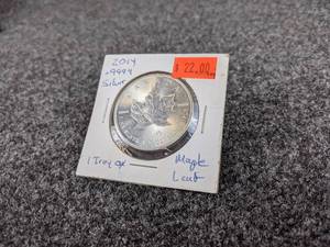 Lot of (10) 1oz Silver American Eagles and Canadian Maples 999 Fine Silver