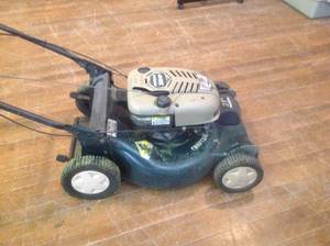 lot 302 image: Craftsman 7HP Mulching Mower 21 Front Drive