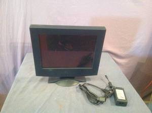 lot 332 image: 15 Monitor
