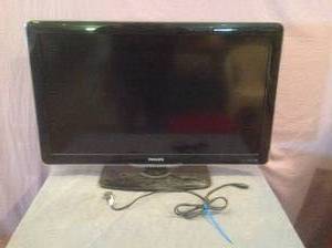 lot 337 image: Philips 32 HD TV