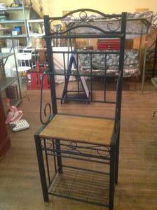 lot 390 image: Kitchen Cabinet