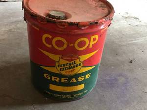 lot 410 image: Co-op Grease 5 Gallon Can