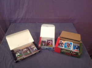 lot 427 image: Football Cards
