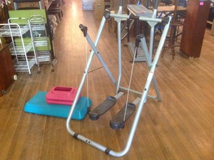 lot 434 image: Exercise Equipment