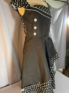 Flirty Fifties Style Dress by Sucrefas Sz L (8) NWT